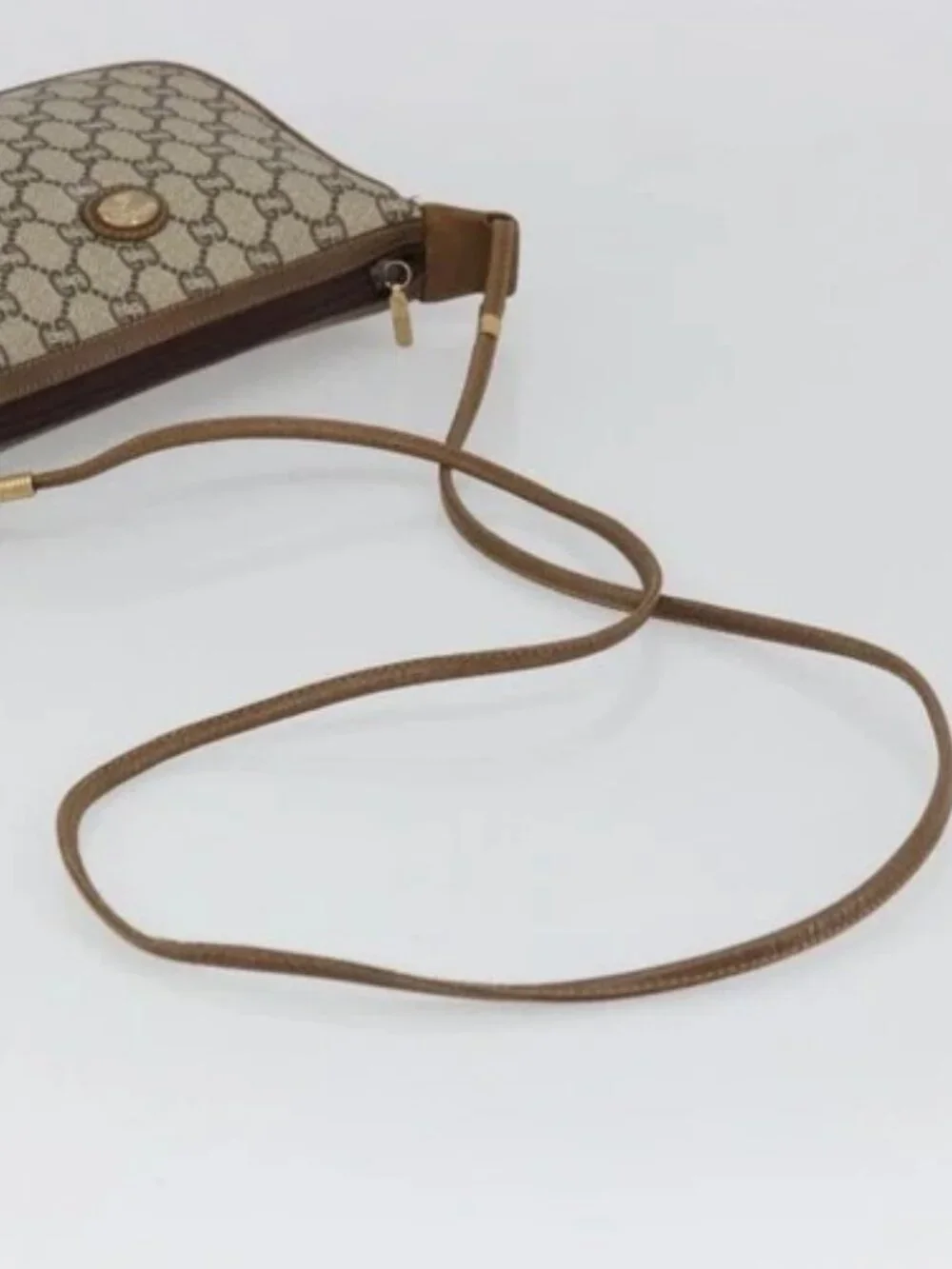 GUCCI GG Plus Supreme Shoulder Bag PVC Beige Gold Auth ka3460